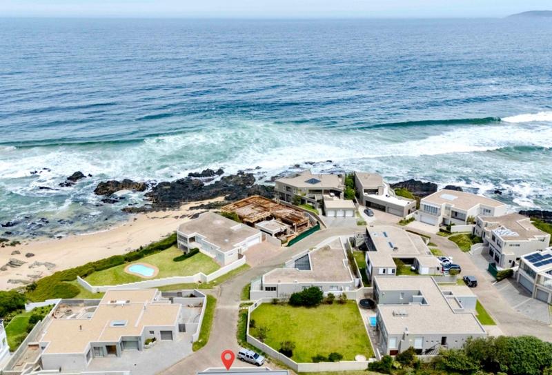 To Let 4 Bedroom Property for Rent in Keurboomstrand Western Cape